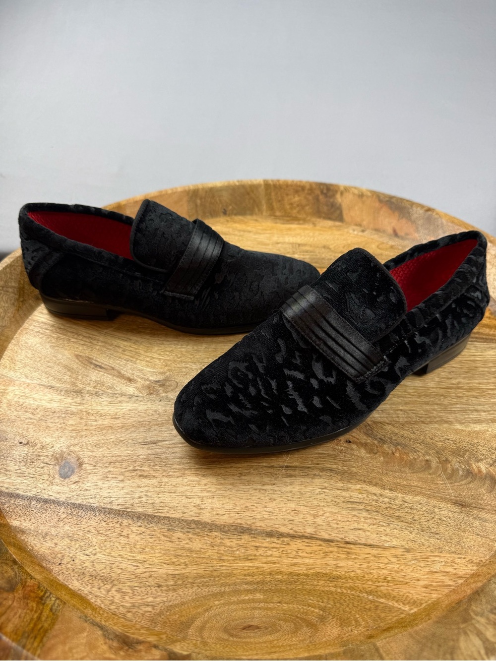 Robert David Velvet Leopard Loafers Sz 6 Smoking Slippers Black
